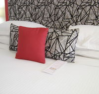 Avaleen Lodge Motor Inn - Accommodation Australia