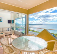 Avalon 1 - overlooking beautiful Convent Beach - Accommodation Australia