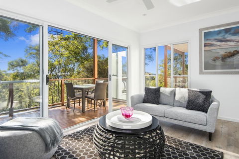 Avalon Tree House - Accommodation Australia 0