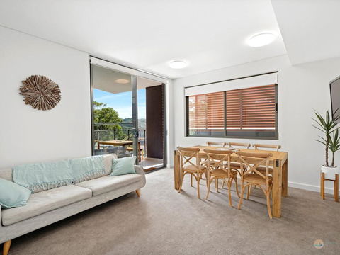 Avoca Beach Pad- 210/14-18 Cape Three Points Rd - Accommodation Australia 3