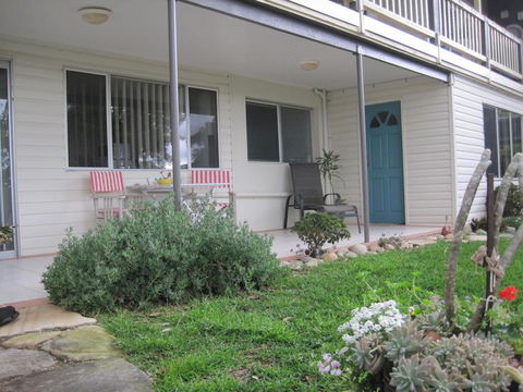 Avoca Breezes - Accommodation Australia 0