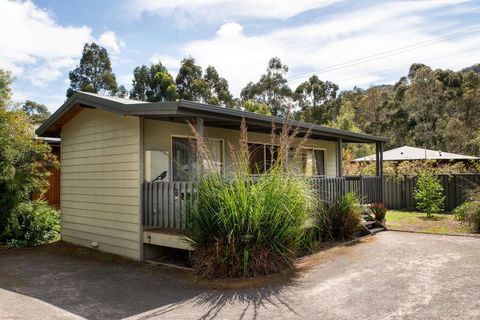 Awonga Cottages - Accommodation Australia 3