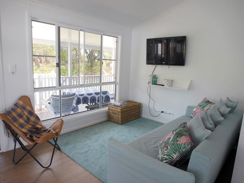 Azure - Accommodation Australia 3