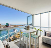 Azure Bliss Family escape opposite beach with heated pool access - Accommodation Australia