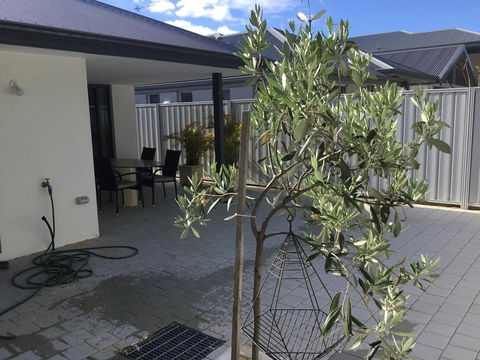 Azure@Ramada - Accommodation Australia 1