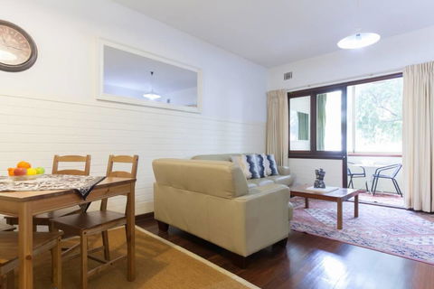 B2 Broadway Abode Close To Swan River, UWA & Hospitals - Accommodation Australia 1