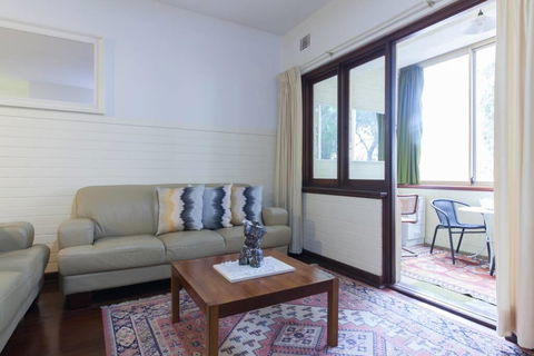 B2 Broadway Abode Close To Swan River, UWA & Hospitals - Accommodation Australia 2