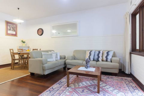 B2 Broadway Abode Close To Swan River, UWA & Hospitals - Accommodation Australia 0