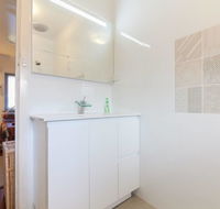B7 Close to UWA Swan River Cafes and The New Children's Hospital - Australia Shopping