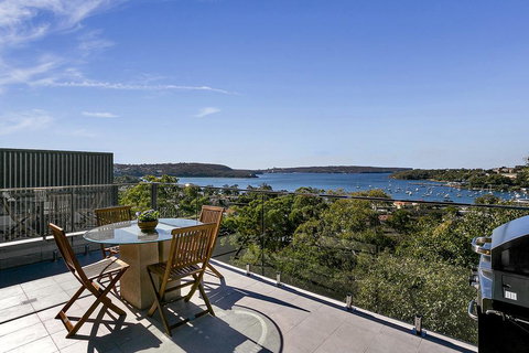 Balmoral Slopes Magic #5 - Australia Shopping 1