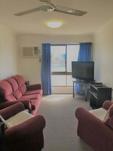 Bargara Beach Motor Inn - Accommodation Australia 3