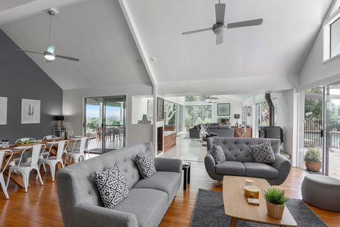 Baringa - Noosa Hinterland - Accommodation Australia 0