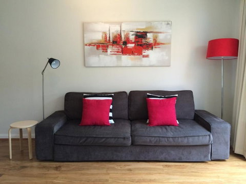 Barker Road - Accommodation Australia 2