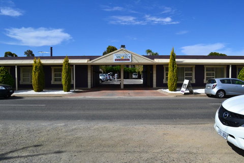 Barossa Gateway Motel - Local Tourism 0