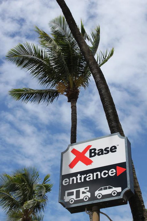 Base Airlie Beach - Accommodation Australia 3