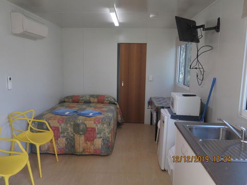 Batchelor Holiday Park - Accommodation Australia 3