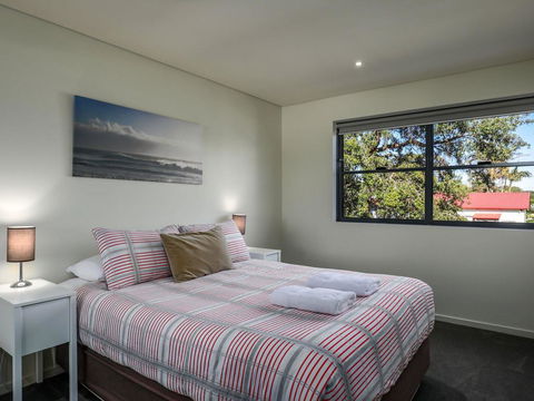 Bay Breeze (By Jervis Bay Rentals) - Accommodation Australia 2