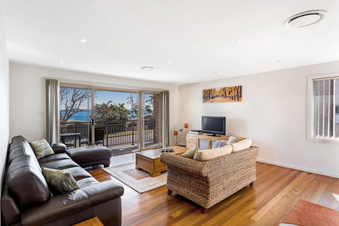 Bay View At 39 Thurlow - Walk To Dutchies Beach - Australia Shopping 0