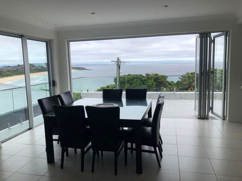 BEACH BREAK, 34 CLIFF ROAD - Accommodation Australia 2