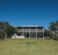 Beach Buoys House - Accommodation Australia