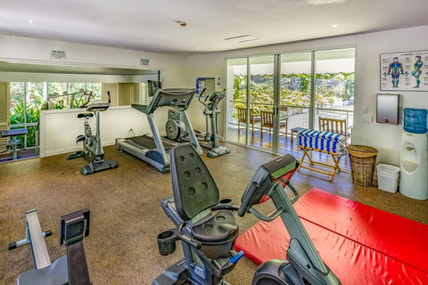 Beach Club Ap't With Private Access To Lagoon Pool - Accommodation Australia 2