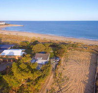 Beach Cottage In The Heart Of Mandurah - Accommodation Australia