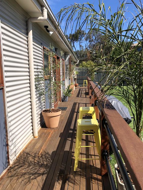 Beach Holiday Apartments - Accommodation Australia 0