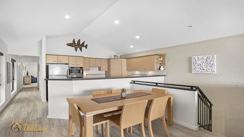 Beach House 72A Marine Drive - Fingal Bay - Accommodation Australia 3