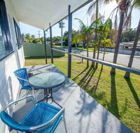 Beach House on James Patterson - Accommodation Australia