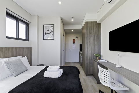 BEACH LOCATION STUDIO // CLOVELLY 5 - Accommodation Australia 3
