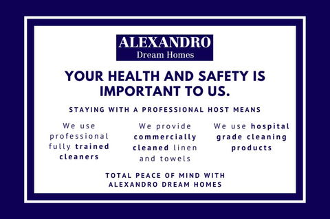 BEACH LOCATION STUDIO // CLOVELLY 5 - Accommodation Australia 1