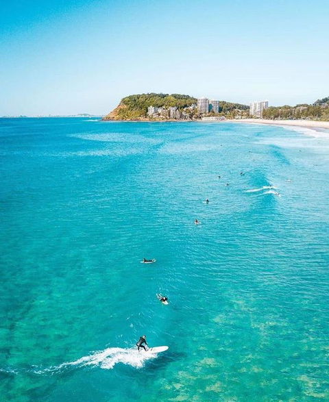 Beach Side Ocean Burleigh Heads 3 Bedroom Family Accomodation - Accommodation Australia 3