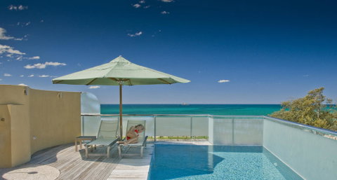 Beach Suites - Accommodation Australia 0
