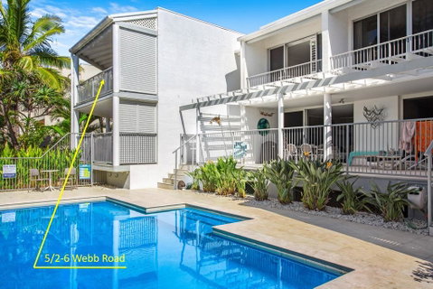 Beach Views & Breezes, Sunshine Beach - Bed n Breakfasts 0