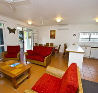 Beachcomber Unit 2 - Accommodation Australia