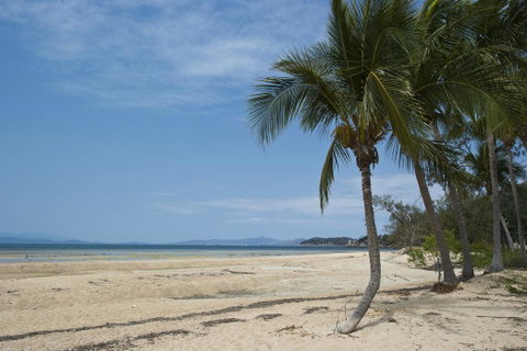 Beachcomber Unit 2 - Accommodation Australia 3