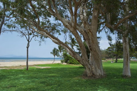 Beachcomber Unit 2 - Accommodation Australia 2
