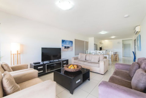 Beaches On Lammermoor Apartments - Accommodation Australia 1