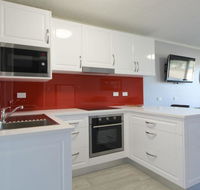 Beachfront 4 25 Willow Street - Accommodation Australia