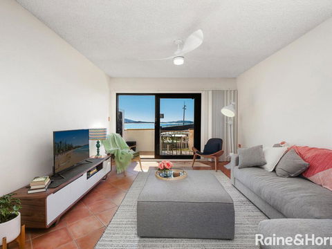 Beachfront Terrigal - 4/24 Terrigal Espl - Australia Shopping 2