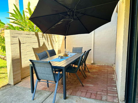 Riverview Holiday Apartment 92 - Kalbarri WA - Local Tourism 0