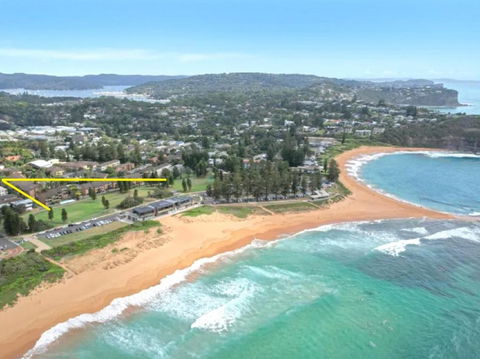 Reef Resort Apartments - Local Tourism 0