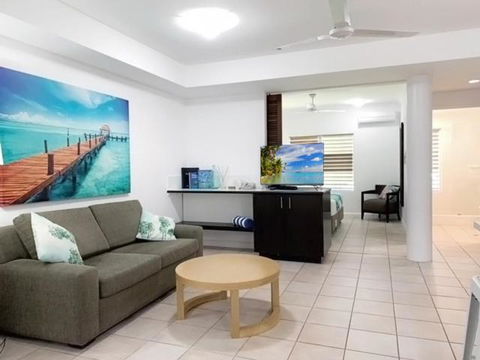 REEF RETREAT APARTMENTS PALM COVE Unit 13 - Accommodation Australia 0