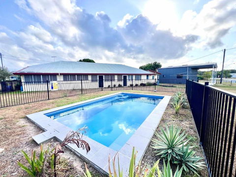 Reef Shack Beach Vibes Stroll To The Beach - Accommodation Australia 1