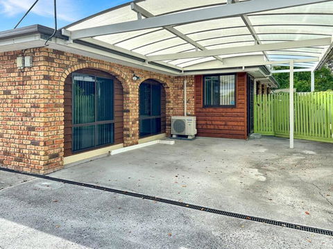 Reel Close! Walk To Everything. Sleeps 6 - Accommodation Australia 0