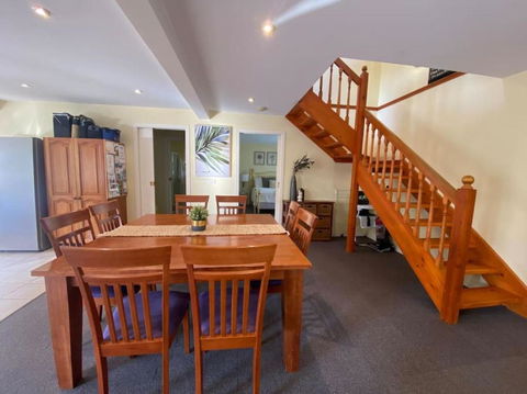 Reel & Relax: 3BR Beach House - Fish, Swim, Surf - Accommodation Australia 0