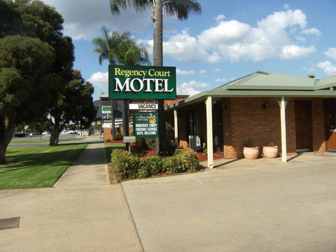 Regency Court Motel - Local Tourism 0