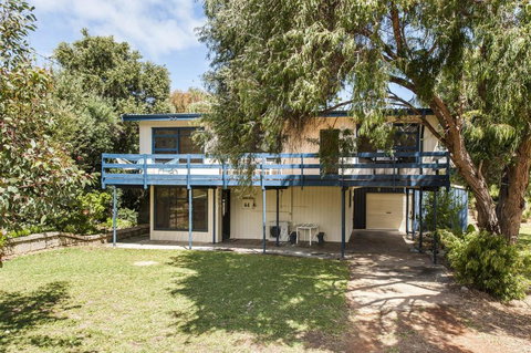 Relax Moore - Close To Beach - Australia Shopping 1