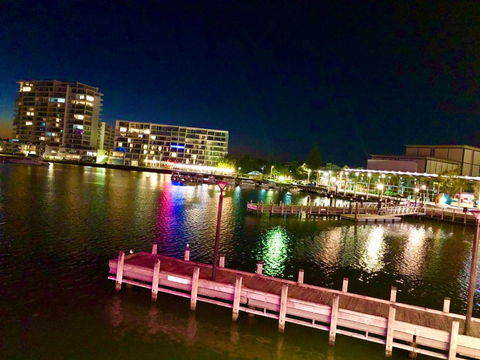 Relaxed Ocean View - Australia Shopping 3