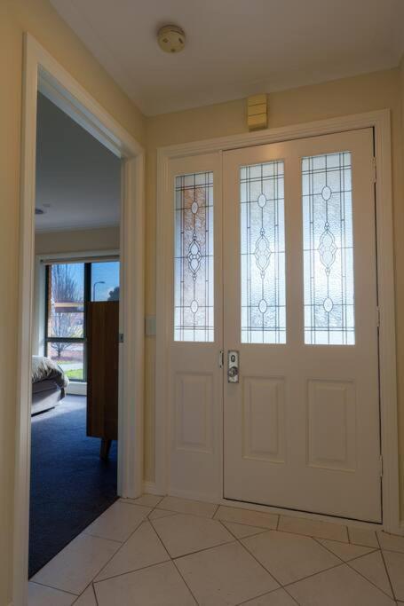 Relaxing 3bd In Tranquil Setting - Accommodation Australia 3